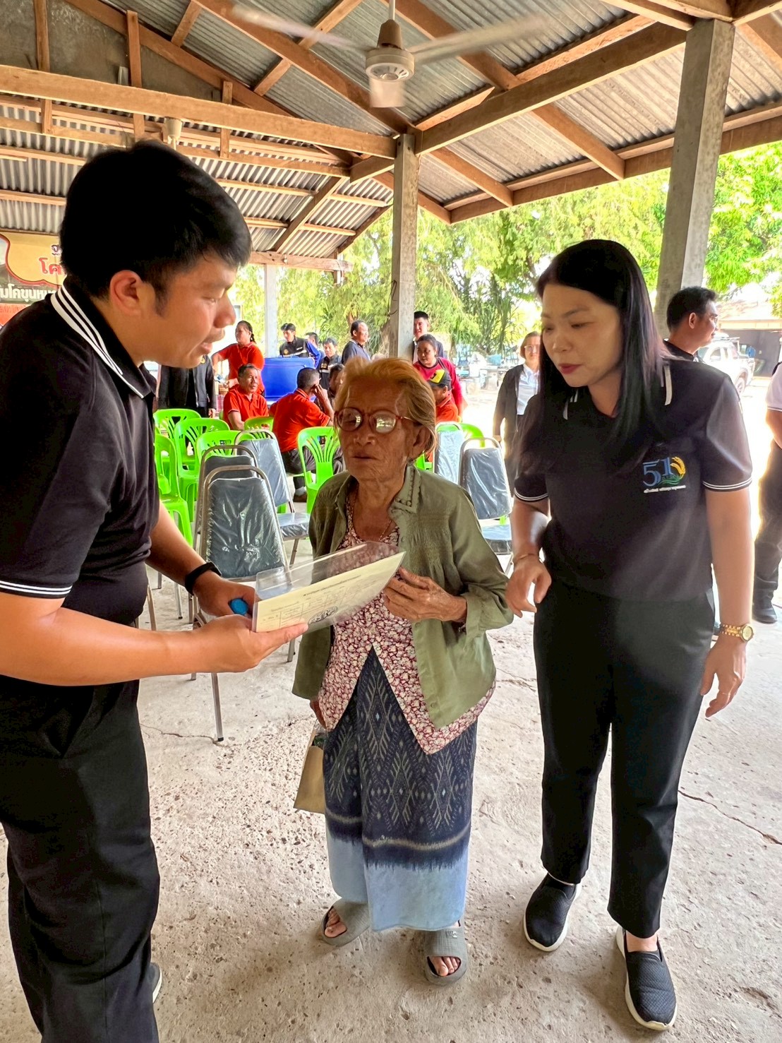 title - เลขาธิการ ส.ป.ก. ตรวจเยี่ยม ส.ป.ก.ยโสธร และลงพื้นที่ตรวจเยี่ยมกลุ่มวิสาหกิจชุมชนโคขุนหนองแหน และศูนย์ต้นแบบเกษตรทฤษฎีใหม่ในเขตปฏิรูปที่ดิน (นายสุริยา  หงษ์ลอยวงษ์) จังหวัดยโสธร